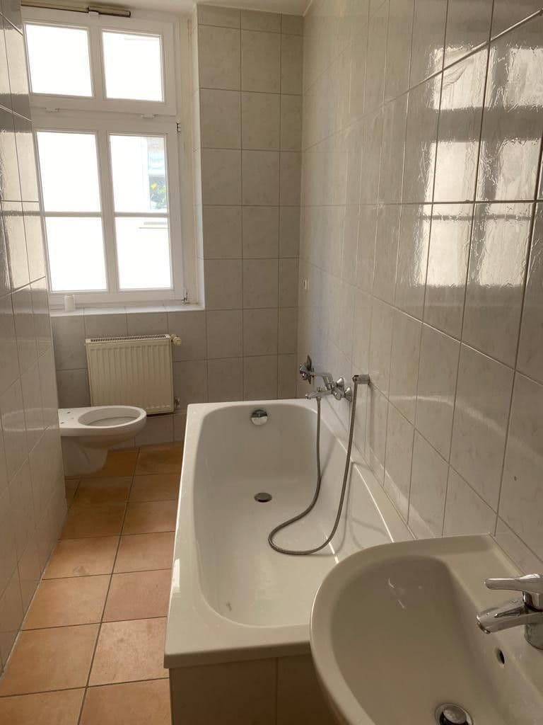 Prenájom bytu 2-izbový 74 m², Burgstraße 7, Merseburg, Sasko-Anhaltsko Prenájom bytu 2-izbový 74 m², Burgstraße 7, Merseburg, Sasko-Anhaltsko