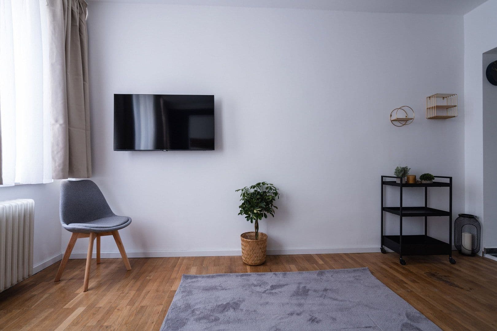 Prenájom bytu 1-izbový 35 m², Hans-Sachs-Str. 2, München, Bavorsko Prenájom bytu 1-izbový 35 m², Hans-Sachs-Str. 2, München, Bavorsko