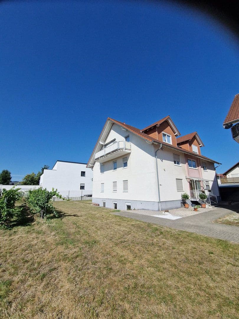 Prenájom bytu 3-izbový 73 m², Schloßstraße 25a, Edesheim, Porýnie-Falcko Prenájom bytu 3-izbový 73 m², Schloßstraße 25a, Edesheim, Porýnie-Falcko