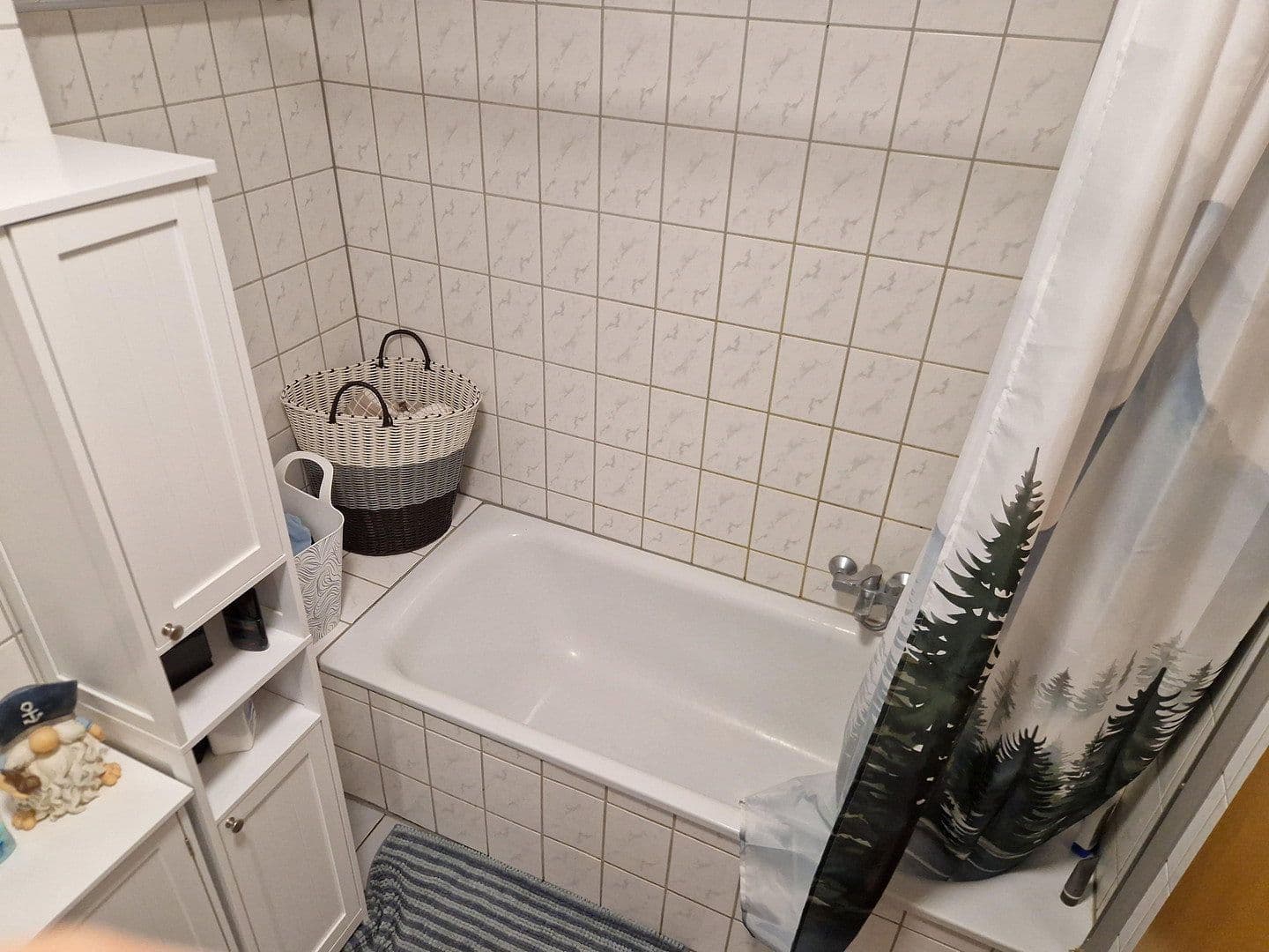 Prenájom bytu 3-izbový 73 m², Schloßstraße 25a, Edesheim, Porýnie-Falcko Prenájom bytu 3-izbový 73 m², Schloßstraße 25a, Edesheim, Porýnie-Falcko