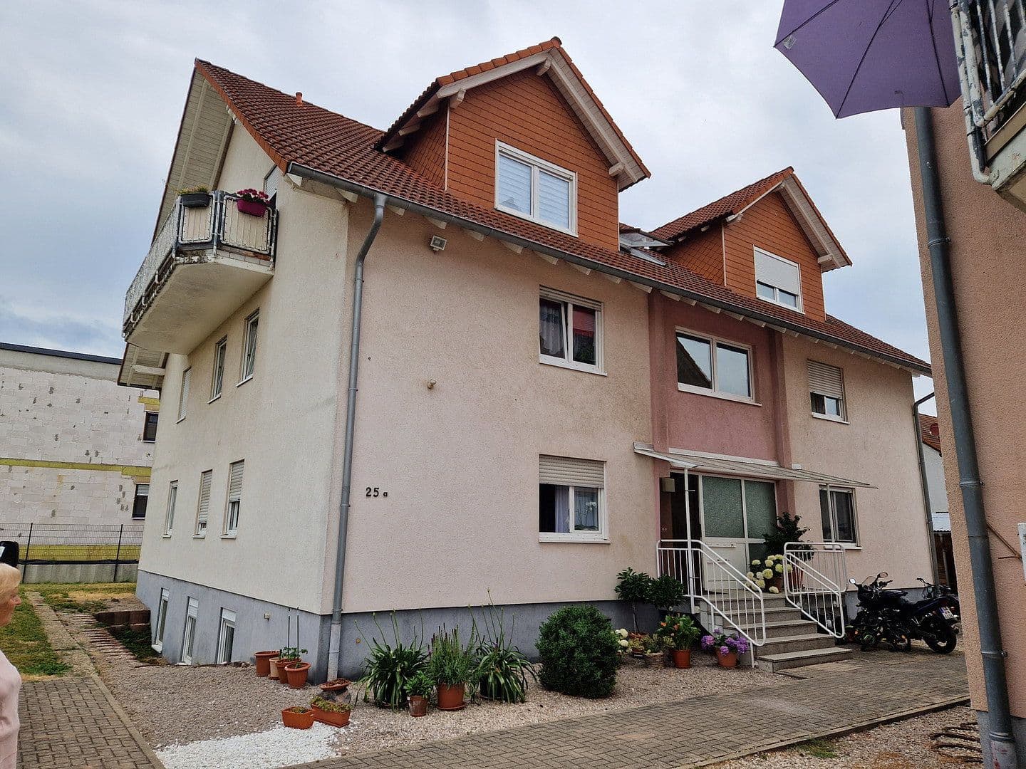 Prenájom bytu 3-izbový 73 m², Schloßstraße 25a, Edesheim, Porýnie-Falcko Prenájom bytu 3-izbový 73 m², Schloßstraße 25a, Edesheim, Porýnie-Falcko