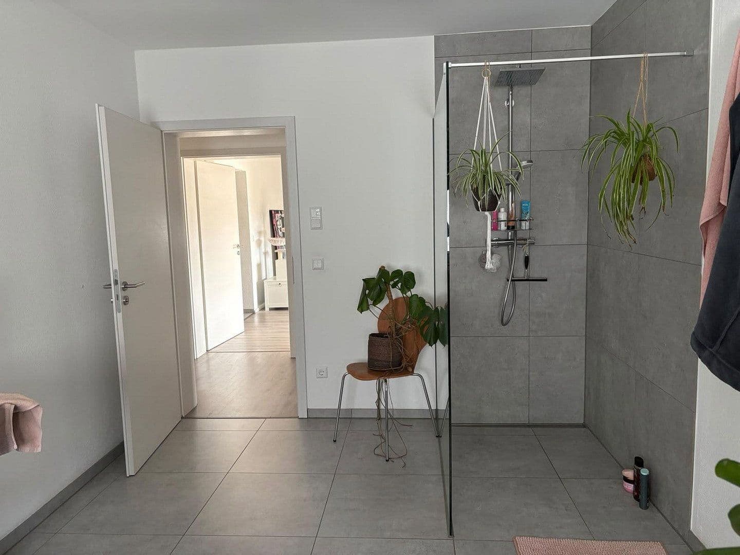 Prenájom bytu 2-izbový 93 m², Am Seltengraben 4, Rottenburg am Neckar, Bádensko-Wurttembersko Prenájom bytu 2-izbový 93 m², Am Seltengraben 4, Rottenburg am Neckar, Bádensko-Wurttembersko