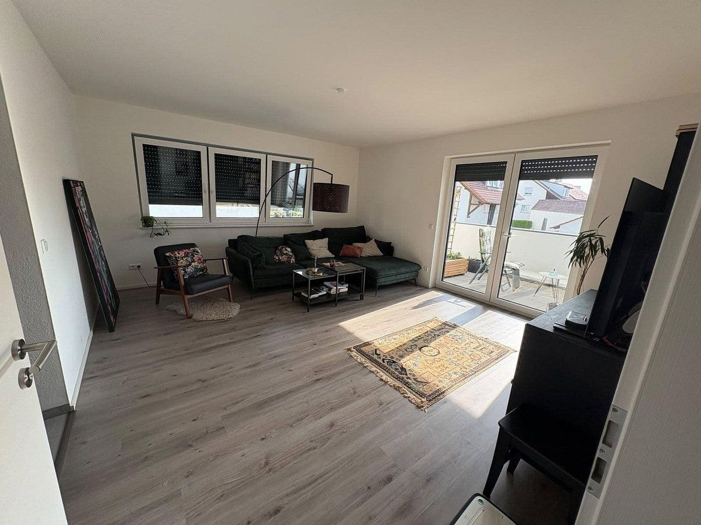 Prenájom bytu 2-izbový 93 m², Am Seltengraben 4, Rottenburg am Neckar, Bádensko-Wurttembersko Prenájom bytu 2-izbový 93 m², Am Seltengraben 4, Rottenburg am Neckar, Bádensko-Wurttembersko