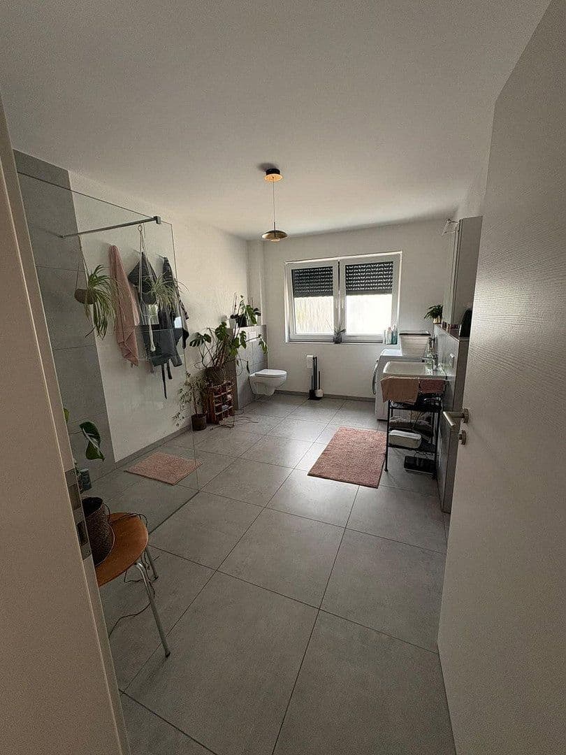 Prenájom bytu 2-izbový 93 m², Am Seltengraben 4, Rottenburg am Neckar, Bádensko-Wurttembersko Prenájom bytu 2-izbový 93 m², Am Seltengraben 4, Rottenburg am Neckar, Bádensko-Wurttembersko