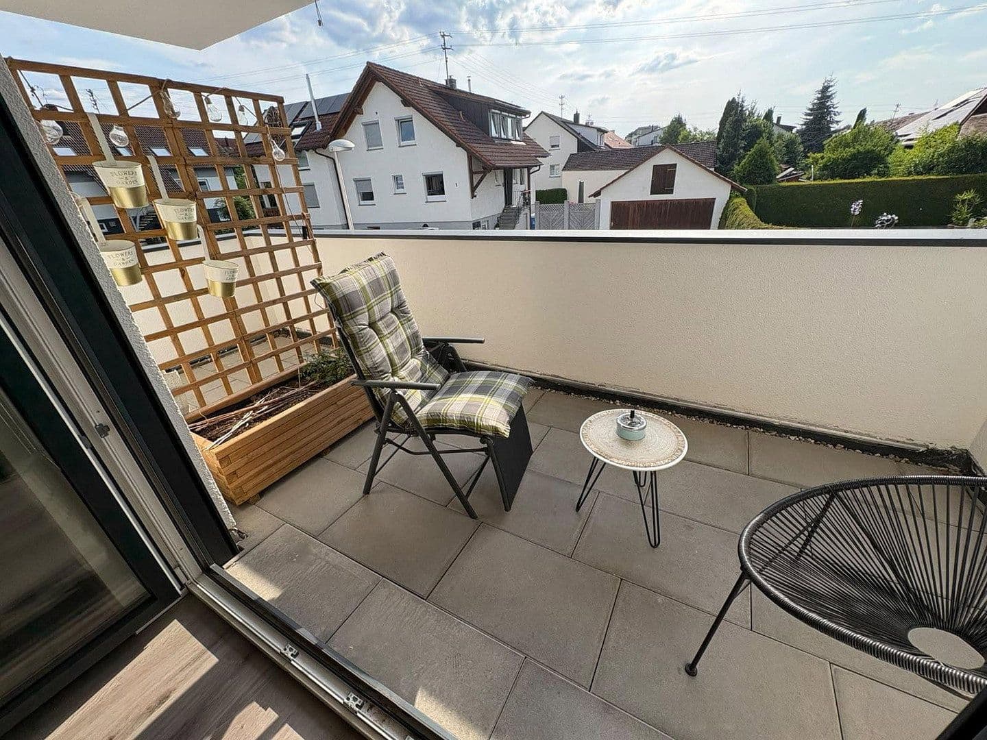 Prenájom bytu 2-izbový 93 m², Am Seltengraben 4, Rottenburg am Neckar, Bádensko-Wurttembersko Prenájom bytu 2-izbový 93 m², Am Seltengraben 4, Rottenburg am Neckar, Bádensko-Wurttembersko