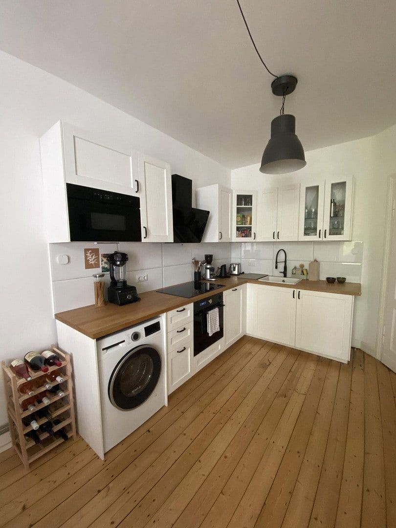 Prenájom bytu 3-izbový 75 m², Wilhelmshöher Allee 178, Hessen - Kassel, Hesensko Prenájom bytu 3-izbový 75 m², Wilhelmshöher Allee 178, Hessen - Kassel, Hesensko
