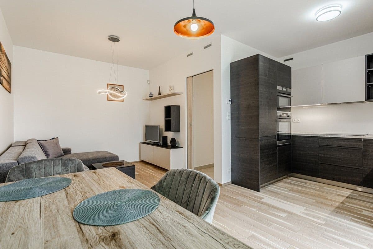 Predaj bytu 2-izbový 56 m², Kurta Konráda, Praha, Praha Predaj bytu 2-izbový 56 m², Kurta Konráda, Praha, Praha