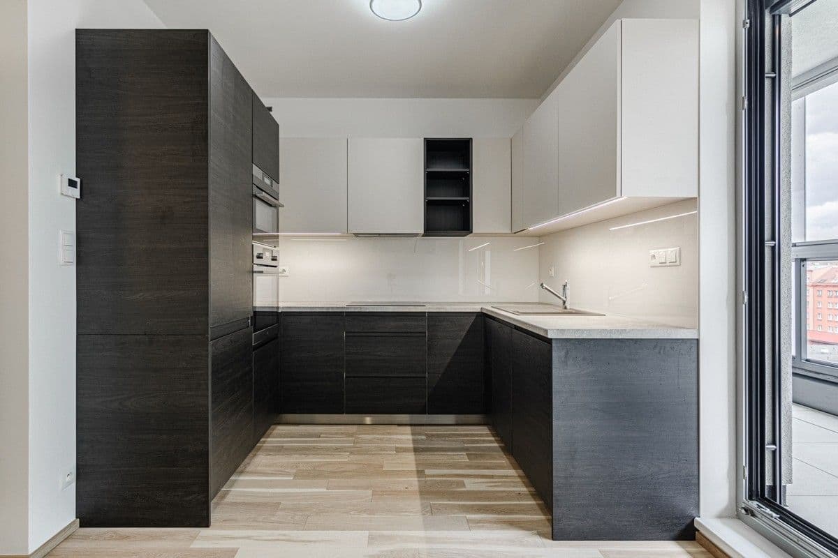 Predaj bytu 2-izbový 56 m², Kurta Konráda, Praha, Praha Predaj bytu 2-izbový 56 m², Kurta Konráda, Praha, Praha