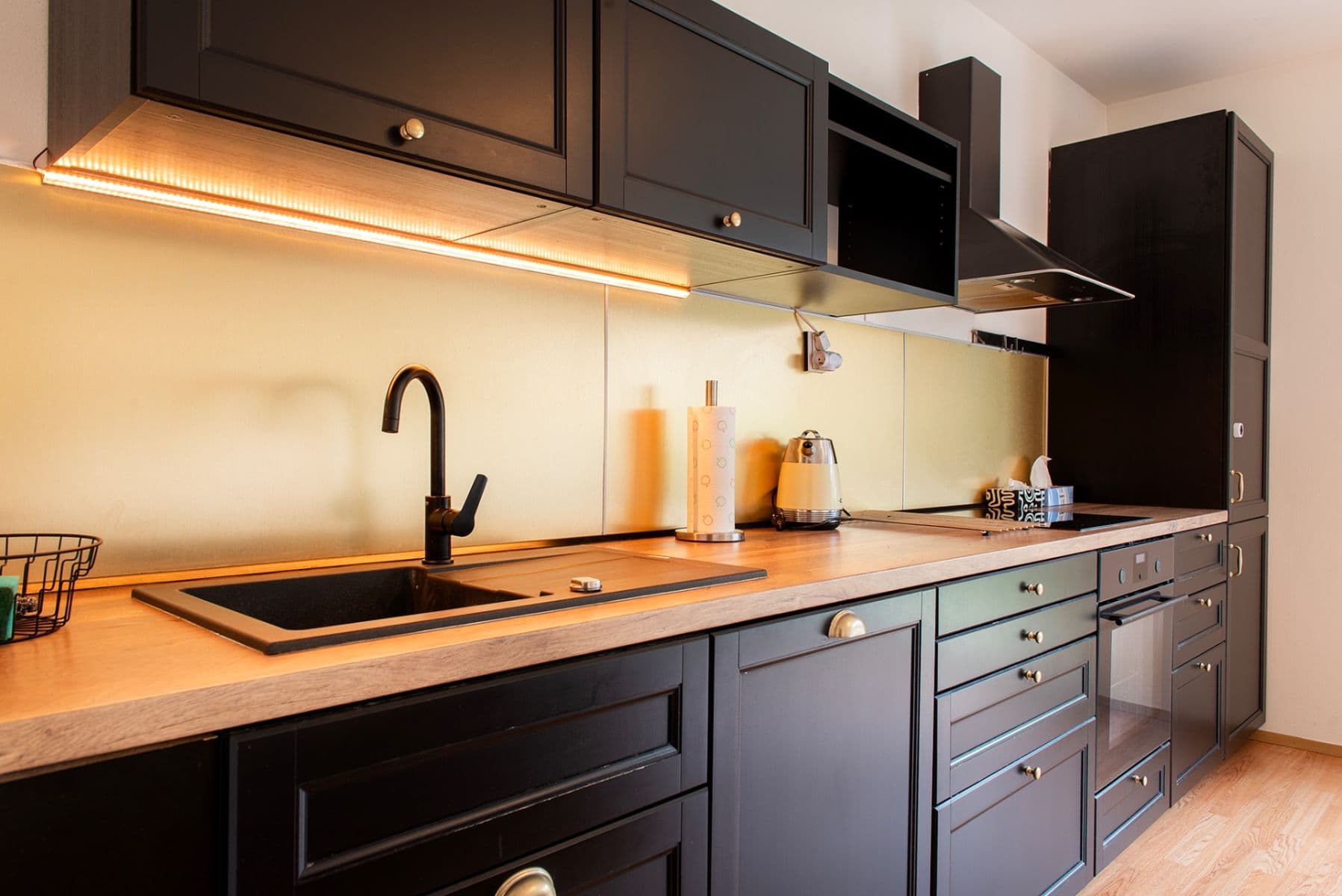 Prenájom bytu 2-izbový 48 m², Ječná, Hostivice, Středočeský kraj Prenájom bytu 2-izbový 48 m², Ječná, Hostivice, Středočeský kraj