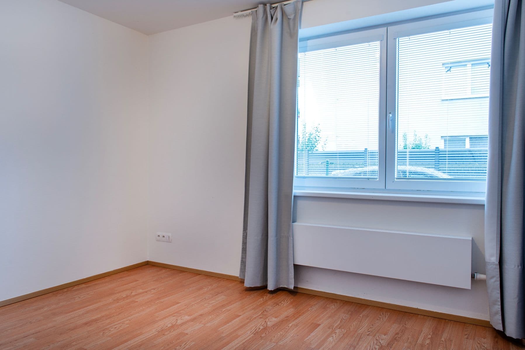 Prenájom bytu 2-izbový 48 m², Ječná, Hostivice, Středočeský kraj Prenájom bytu 2-izbový 48 m², Ječná, Hostivice, Středočeský kraj
