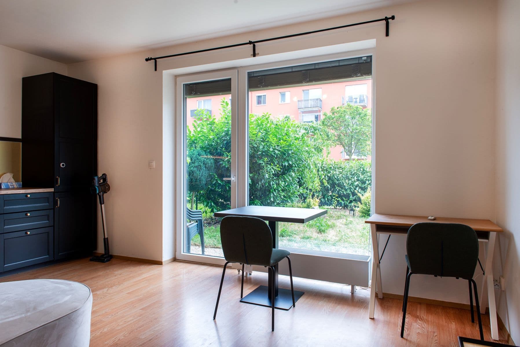 Prenájom bytu 2-izbový 48 m², Ječná, Hostivice, Středočeský kraj Prenájom bytu 2-izbový 48 m², Ječná, Hostivice, Středočeský kraj