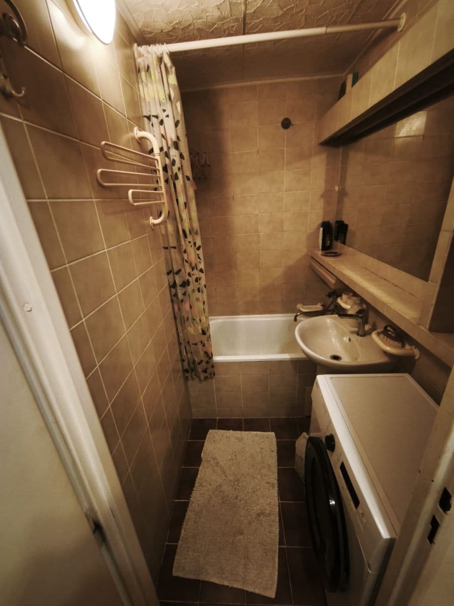 Prenájom bytu 2-izbový 42 m², Cuřínova, Praha, Praha Prenájom bytu 2-izbový 42 m², Cuřínova, Praha, Praha