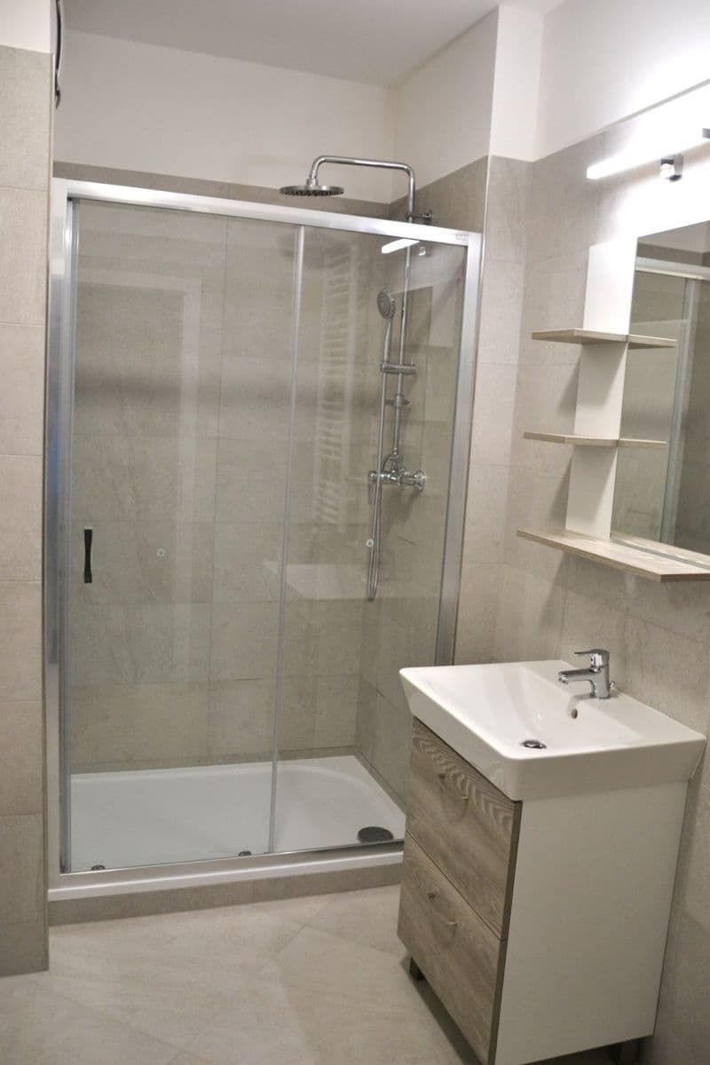 Prenájom bytu 2-izbový 55 m², Gerstelova, Praha, Praha Prenájom bytu 2-izbový 55 m², Gerstelova, Praha, Praha