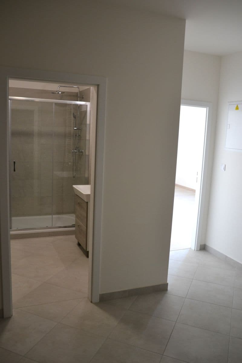 Prenájom bytu 2-izbový 55 m², Gerstelova, Praha, Praha Prenájom bytu 2-izbový 55 m², Gerstelova, Praha, Praha