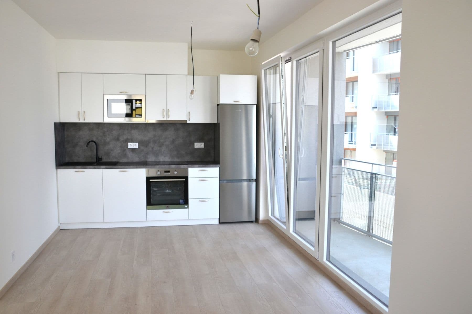 Prenájom bytu 2-izbový 55 m², Gerstelova, Praha, Praha Prenájom bytu 2-izbový 55 m², Gerstelova, Praha, Praha