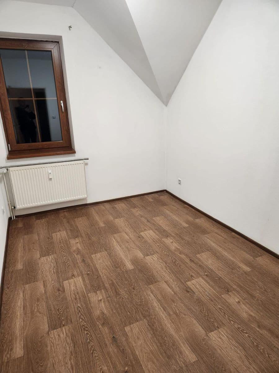 Prenájom bytu 3-izbový 61 m², Rybova, Rožmitál pod Třemšínem, Středočeský kraj Prenájom bytu 3-izbový 61 m², Rybova, Rožmitál pod Třemšínem, Středočeský kraj