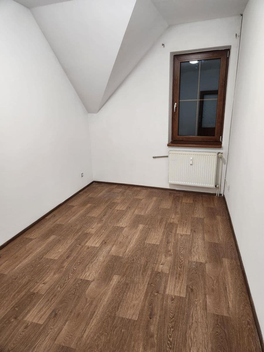 Prenájom bytu 3-izbový 61 m², Rybova, Rožmitál pod Třemšínem, Středočeský kraj Prenájom bytu 3-izbový 61 m², Rybova, Rožmitál pod Třemšínem, Středočeský kraj