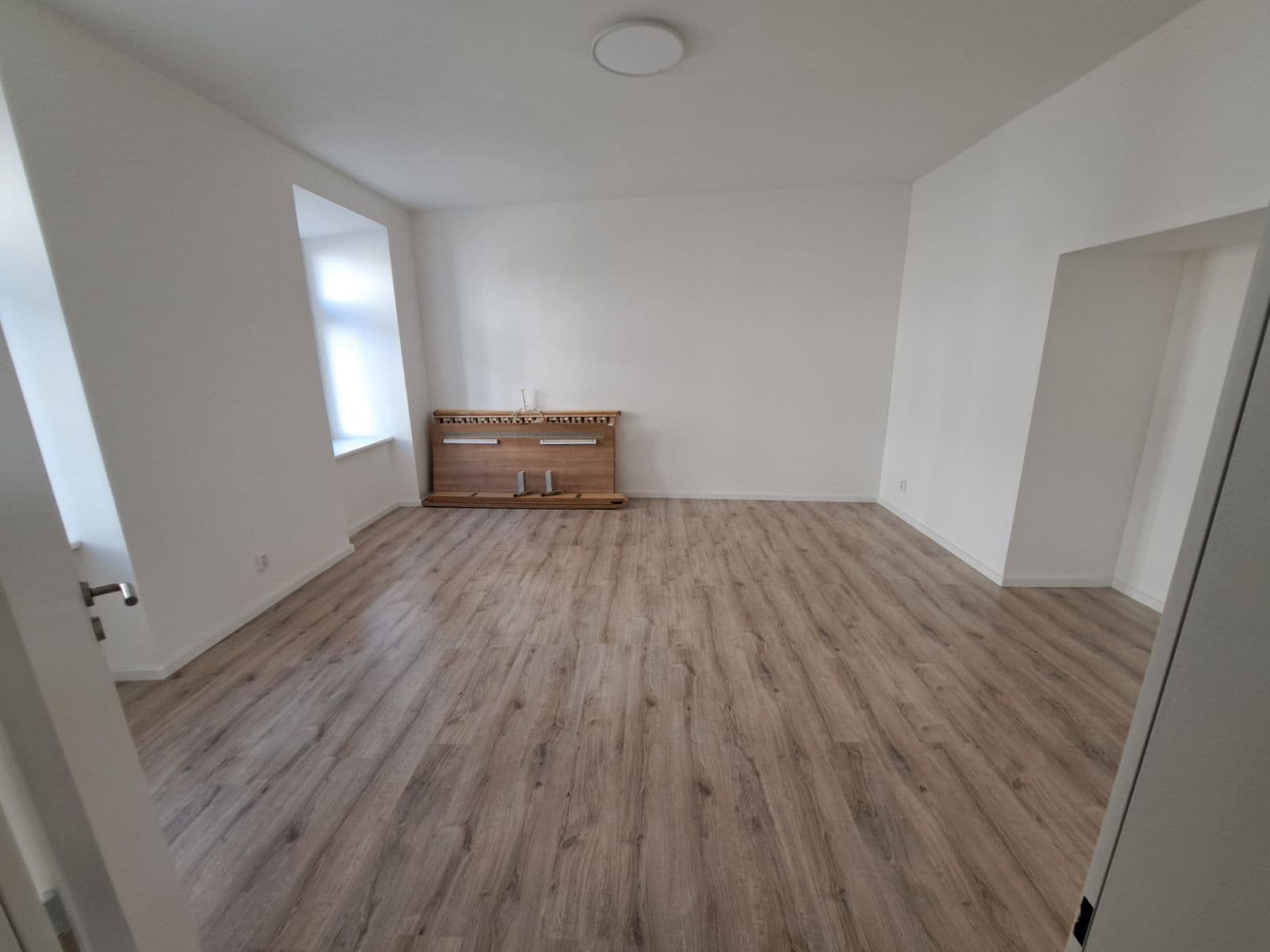 Prenájom bytu 2-izbový 58 m², Žatecká, Jesenice, Středočeský kraj Prenájom bytu 2-izbový 58 m², Žatecká, Jesenice, Středočeský kraj