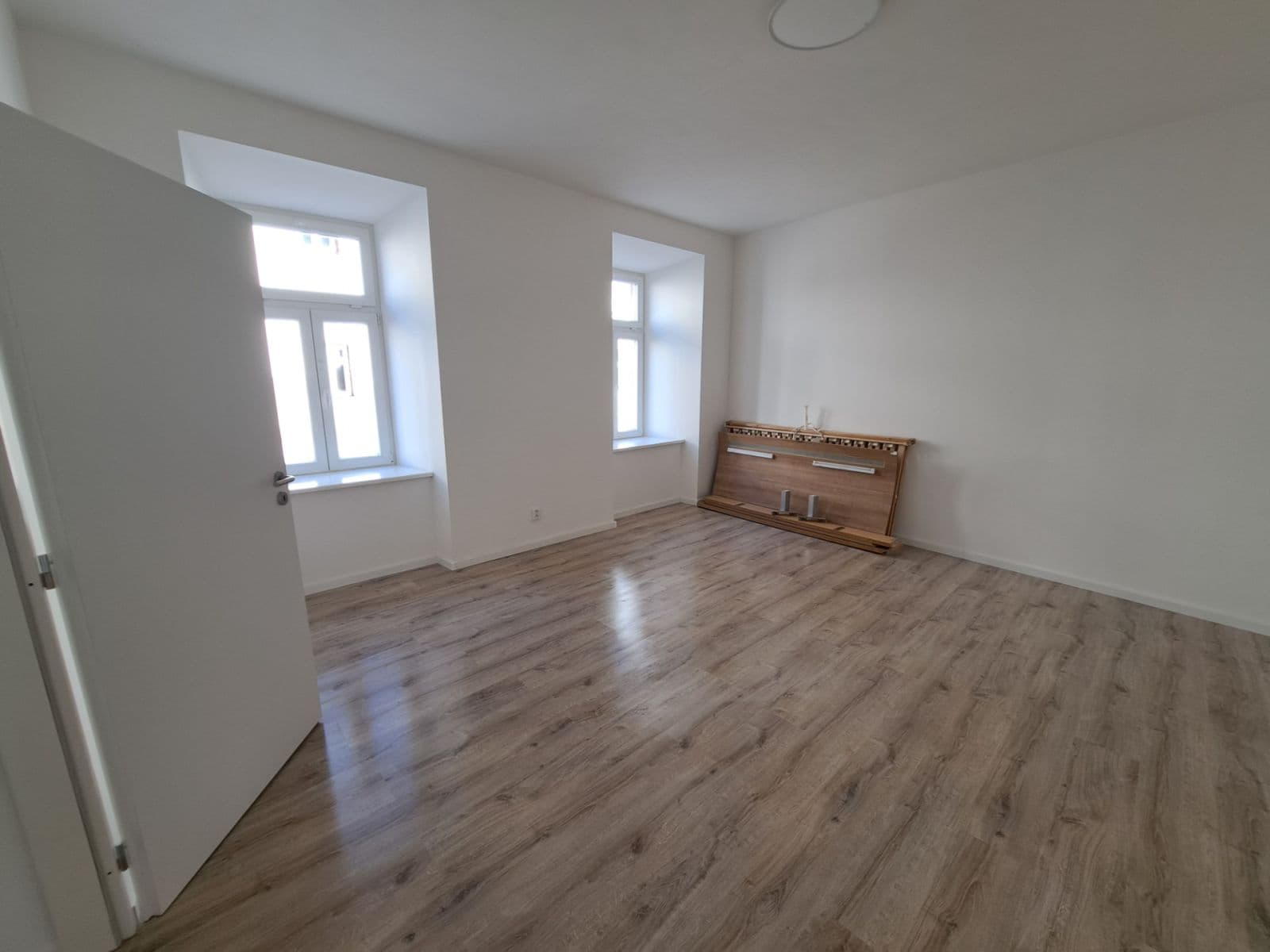 Prenájom bytu 2-izbový 58 m², Žatecká, Jesenice, Středočeský kraj Prenájom bytu 2-izbový 58 m², Žatecká, Jesenice, Středočeský kraj