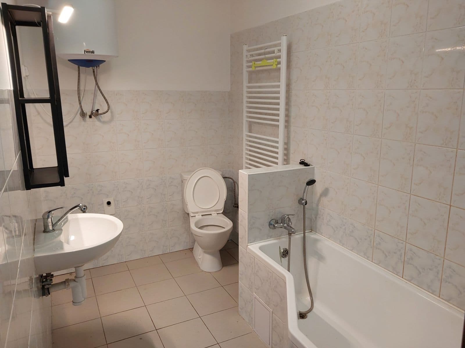 Prenájom bytu 2-izbový 60 m², Presy, Chrudim, Pardubický kraj Prenájom bytu 2-izbový 60 m², Presy, Chrudim, Pardubický kraj