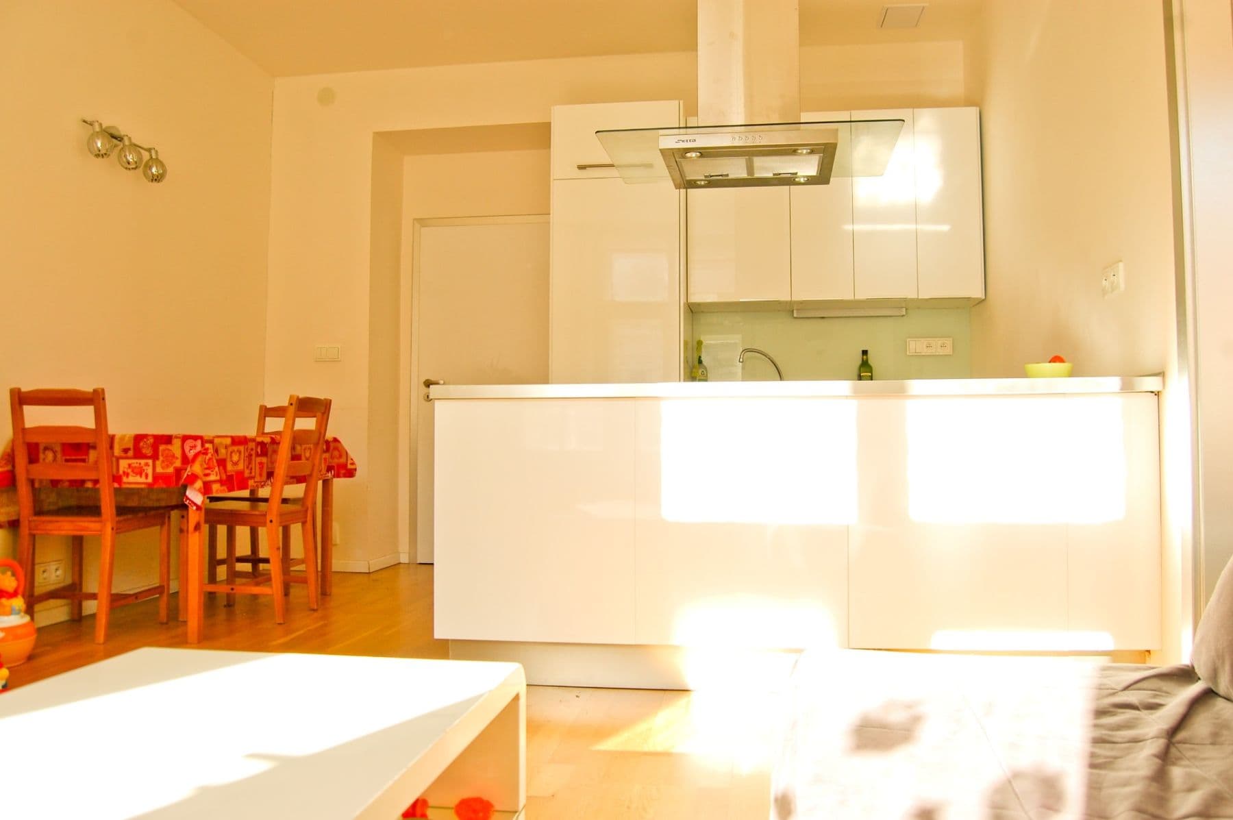 Prenájom bytu 2-izbový 60 m², Ladova, Praha, Praha Prenájom bytu 2-izbový 60 m², Ladova, Praha, Praha