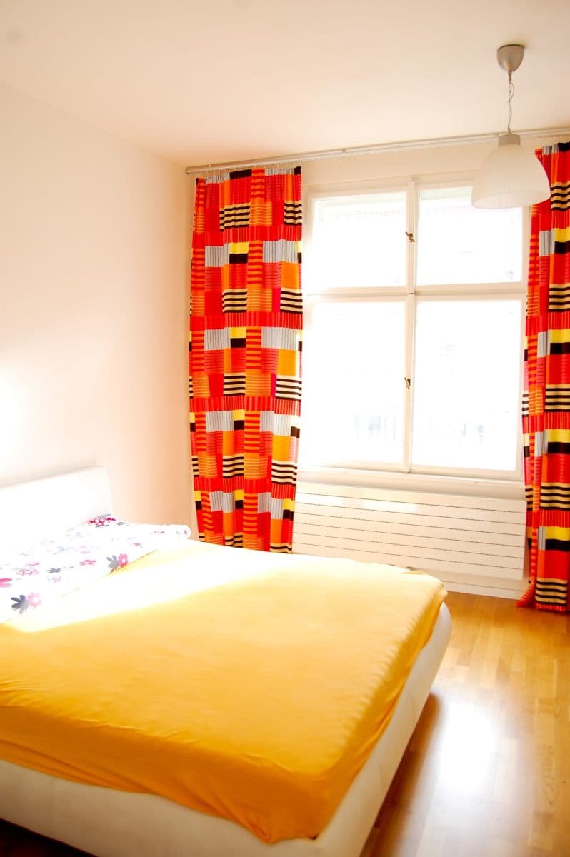 Prenájom bytu 2-izbový 60 m², Ladova, Praha, Praha Prenájom bytu 2-izbový 60 m², Ladova, Praha, Praha
