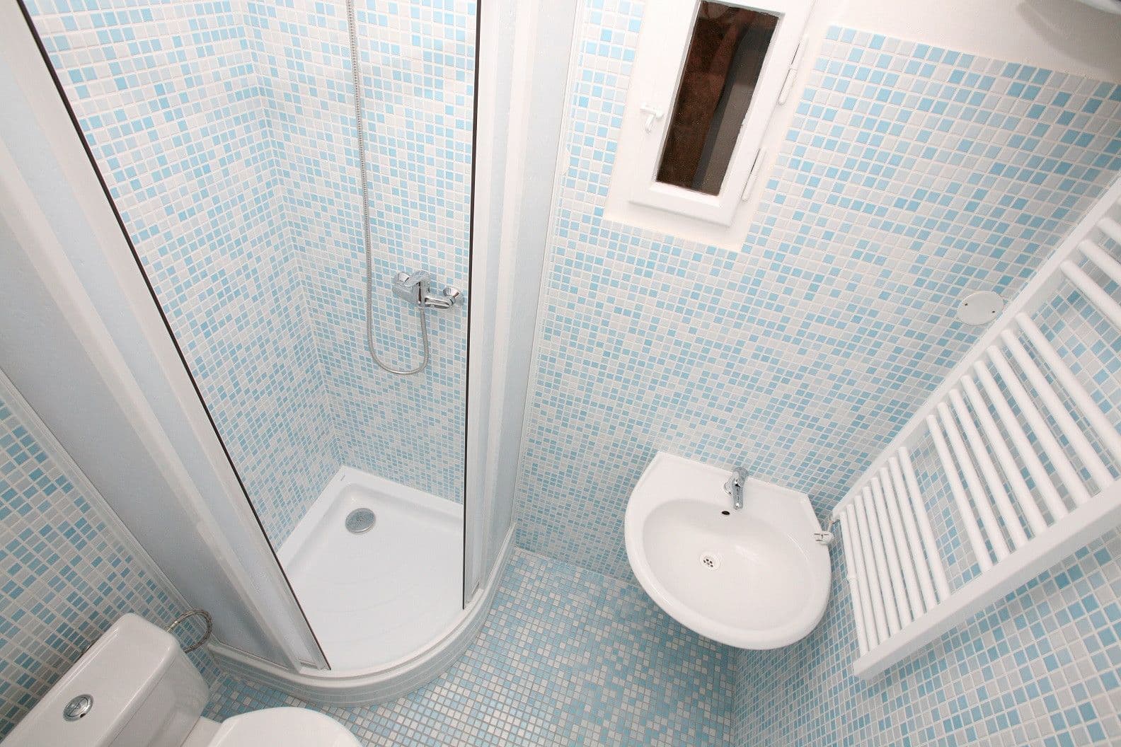 Prenájom bytu 1-izbový 30 m², Služská, Praha, Praha Prenájom bytu 1-izbový 30 m², Služská, Praha, Praha