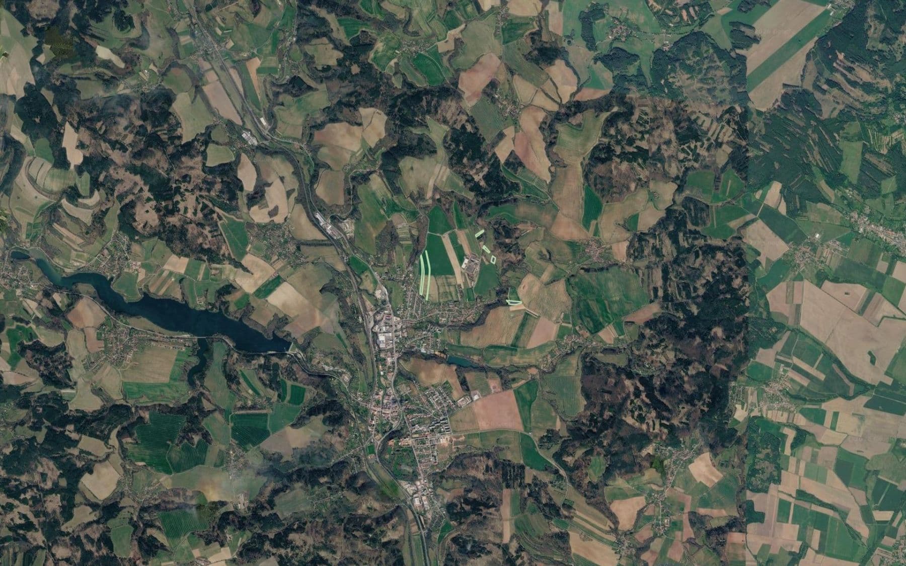Predaj pozemku 29.176 m², Letovice, Jihomoravský kraj Predaj pozemku 29.176 m², Letovice, Jihomoravský kraj