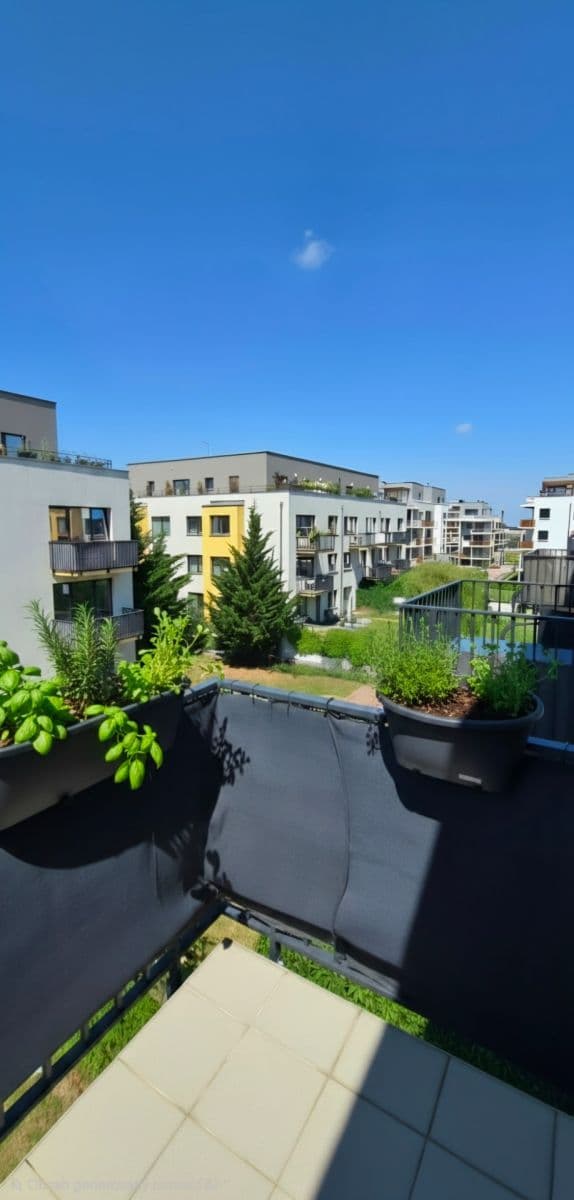 Prenájom bytu 1-izbový 38 m², Za Pískovnou, Praha, Praha Prenájom bytu 1-izbový 38 m², Za Pískovnou, Praha, Praha