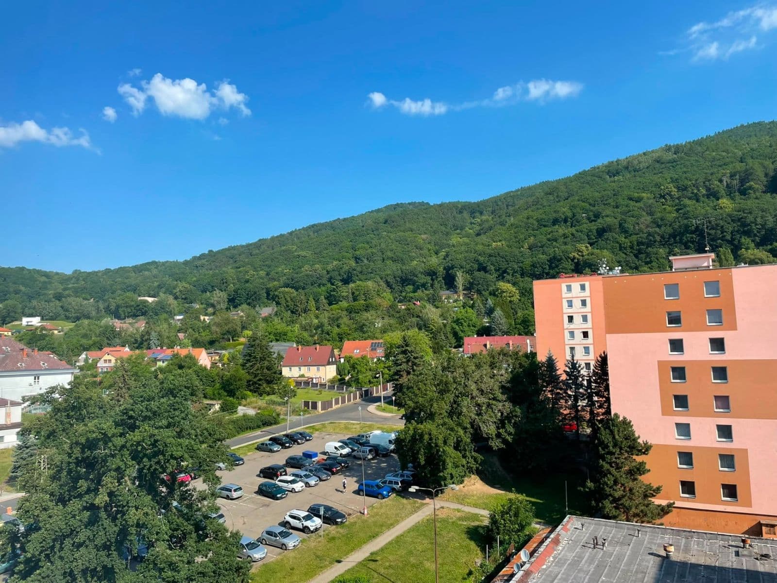 Predaj bytu 2-izbový 61 m², Karla Čapka, Krupka, Ústecký kraj Predaj bytu 2-izbový 61 m², Karla Čapka, Krupka, Ústecký kraj