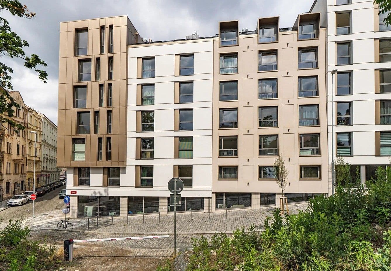Prenájom bytu 1-izbový 27 m², Krymská, Praha, Praha Prenájom bytu 1-izbový 27 m², Krymská, Praha, Praha