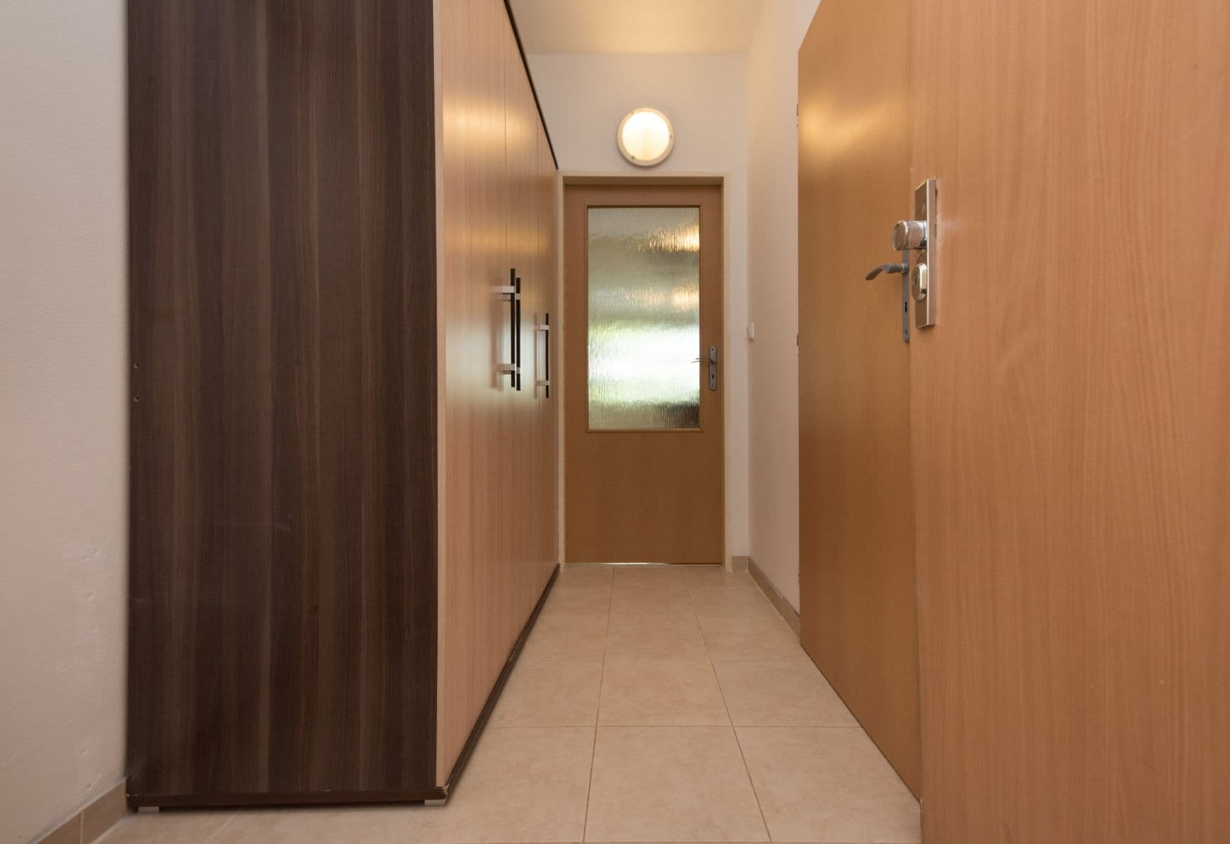 Prenájom bytu 1-izbový 26 m², Štúrova, Praha, Praha Prenájom bytu 1-izbový 26 m², Štúrova, Praha, Praha