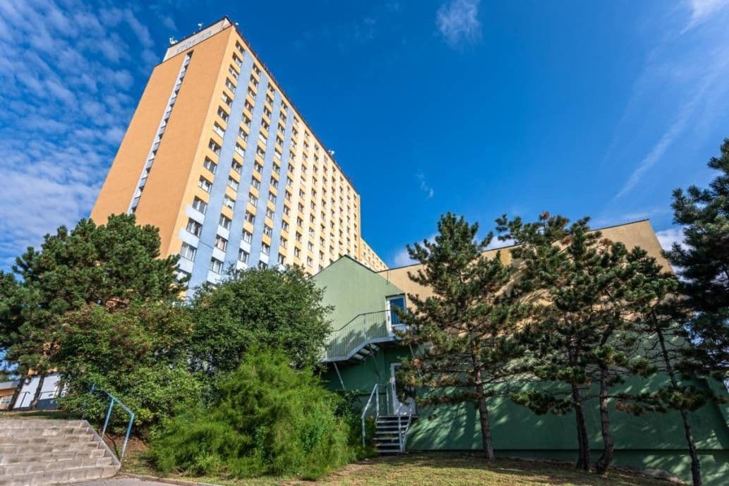 Prenájom bytu 1-izbový 26 m², Štúrova, Praha, Praha Prenájom bytu 1-izbový 26 m², Štúrova, Praha, Praha