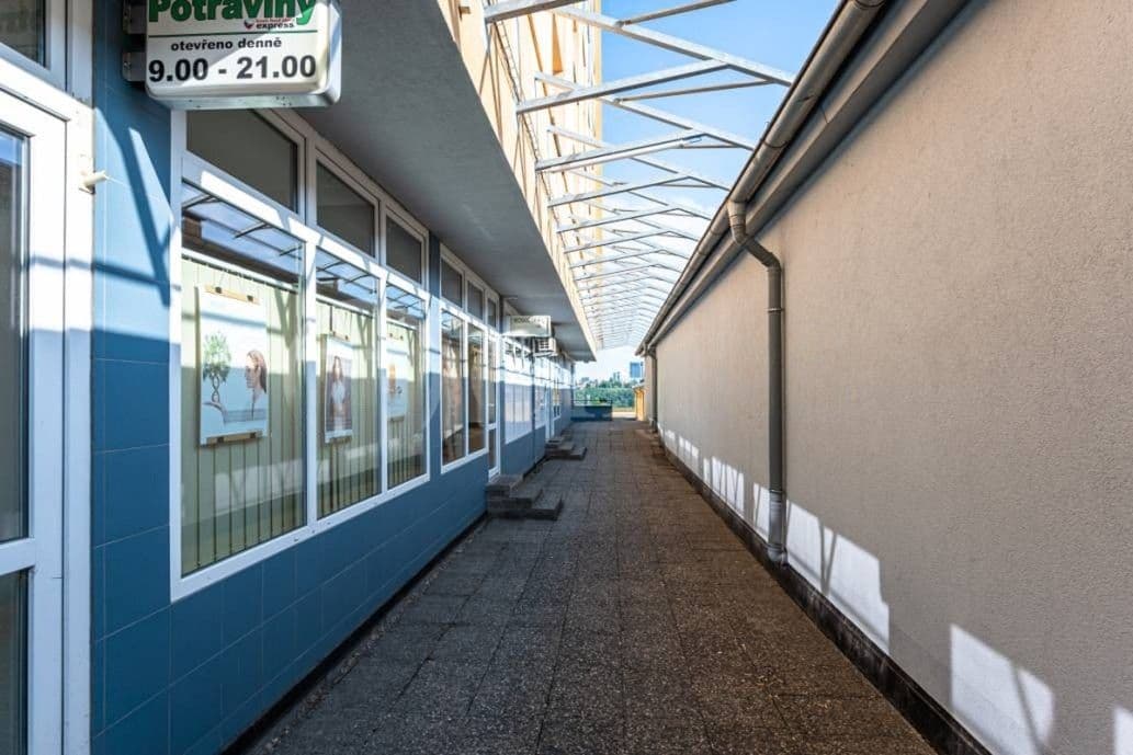 Prenájom bytu 1-izbový 26 m², Štúrova, Praha, Praha Prenájom bytu 1-izbový 26 m², Štúrova, Praha, Praha