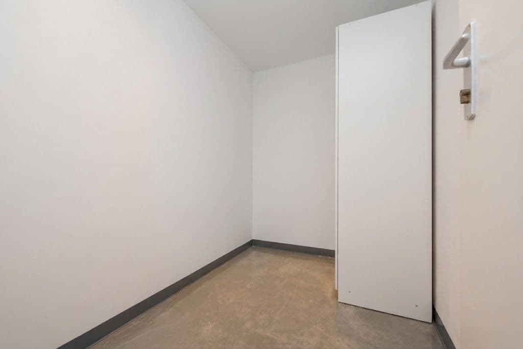 Prenájom bytu 1-izbový 26 m², Štúrova, Praha, Praha Prenájom bytu 1-izbový 26 m², Štúrova, Praha, Praha