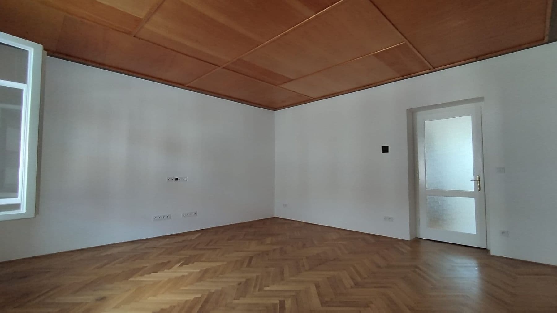 Prenájom bytu 3-izbový 91 m², Libušina, Roudnice nad Labem, Ústecký kraj Prenájom bytu 3-izbový 91 m², Libušina, Roudnice nad Labem, Ústecký kraj