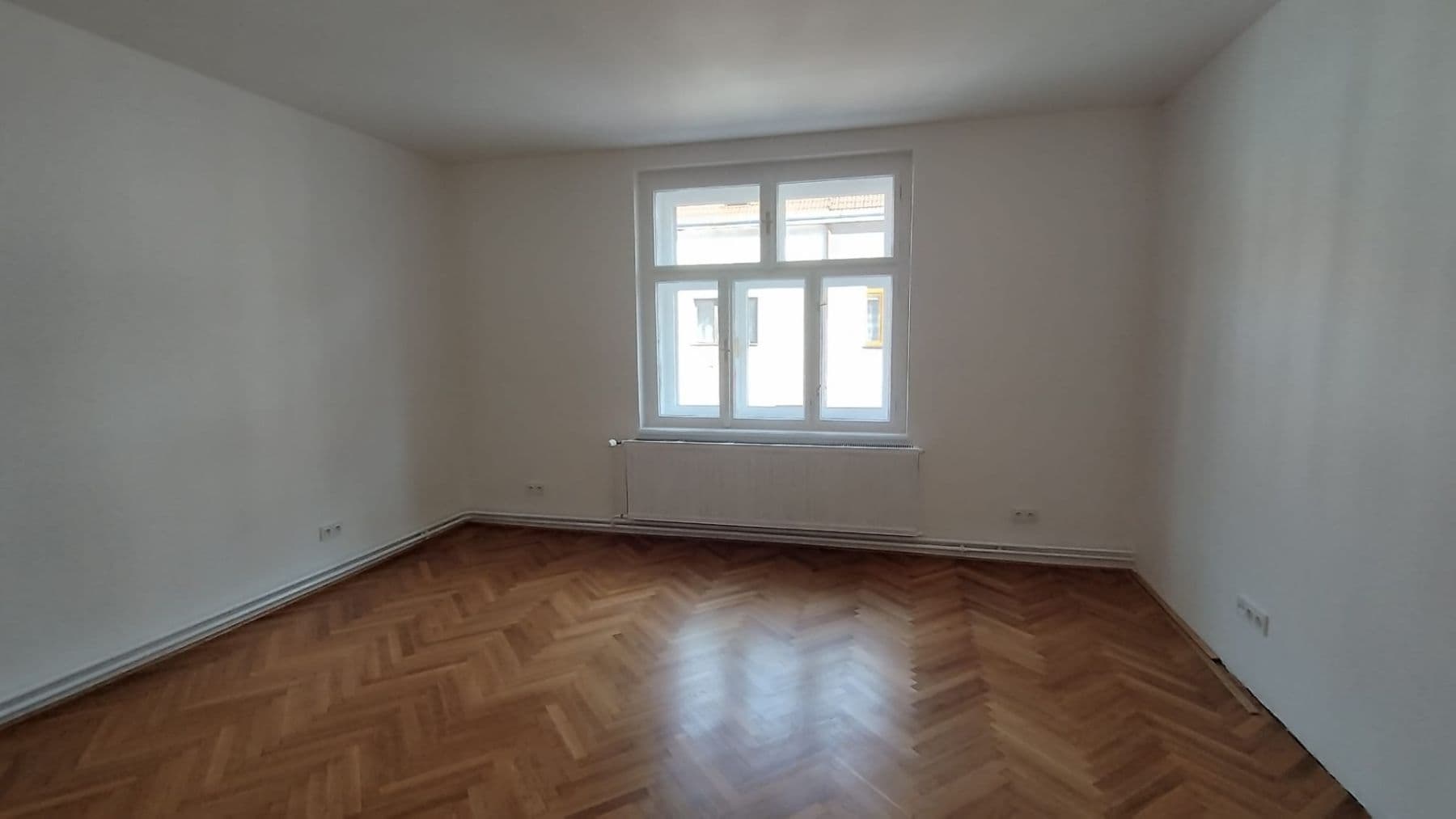 Prenájom bytu 3-izbový 91 m², Libušina, Roudnice nad Labem, Ústecký kraj Prenájom bytu 3-izbový 91 m², Libušina, Roudnice nad Labem, Ústecký kraj