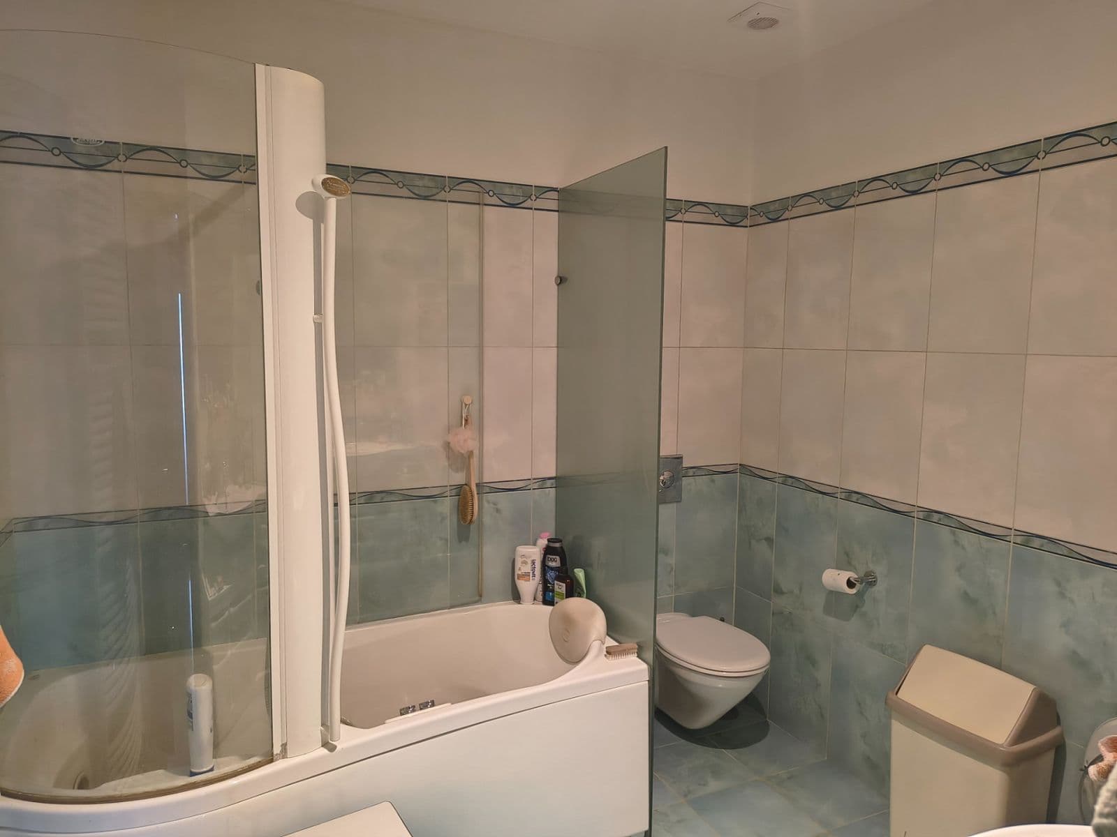 Prenájom bytu 4-izbový 80 m², Víta Nejedlého, Chrudim, Pardubický kraj Prenájom bytu 4-izbový 80 m², Víta Nejedlého, Chrudim, Pardubický kraj