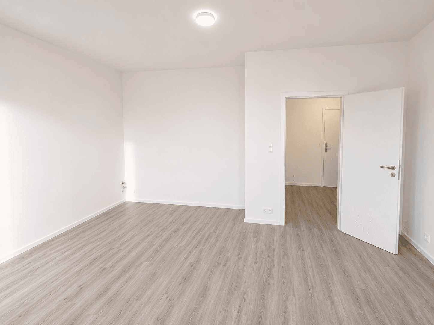 Prenájom bytu 1-izbový 56 m², nám. Arnošta z Pardubic, Český Brod, Středočeský kraj Prenájom bytu 1-izbový 56 m², nám. Arnošta z Pardubic, Český Brod, Středočeský kraj