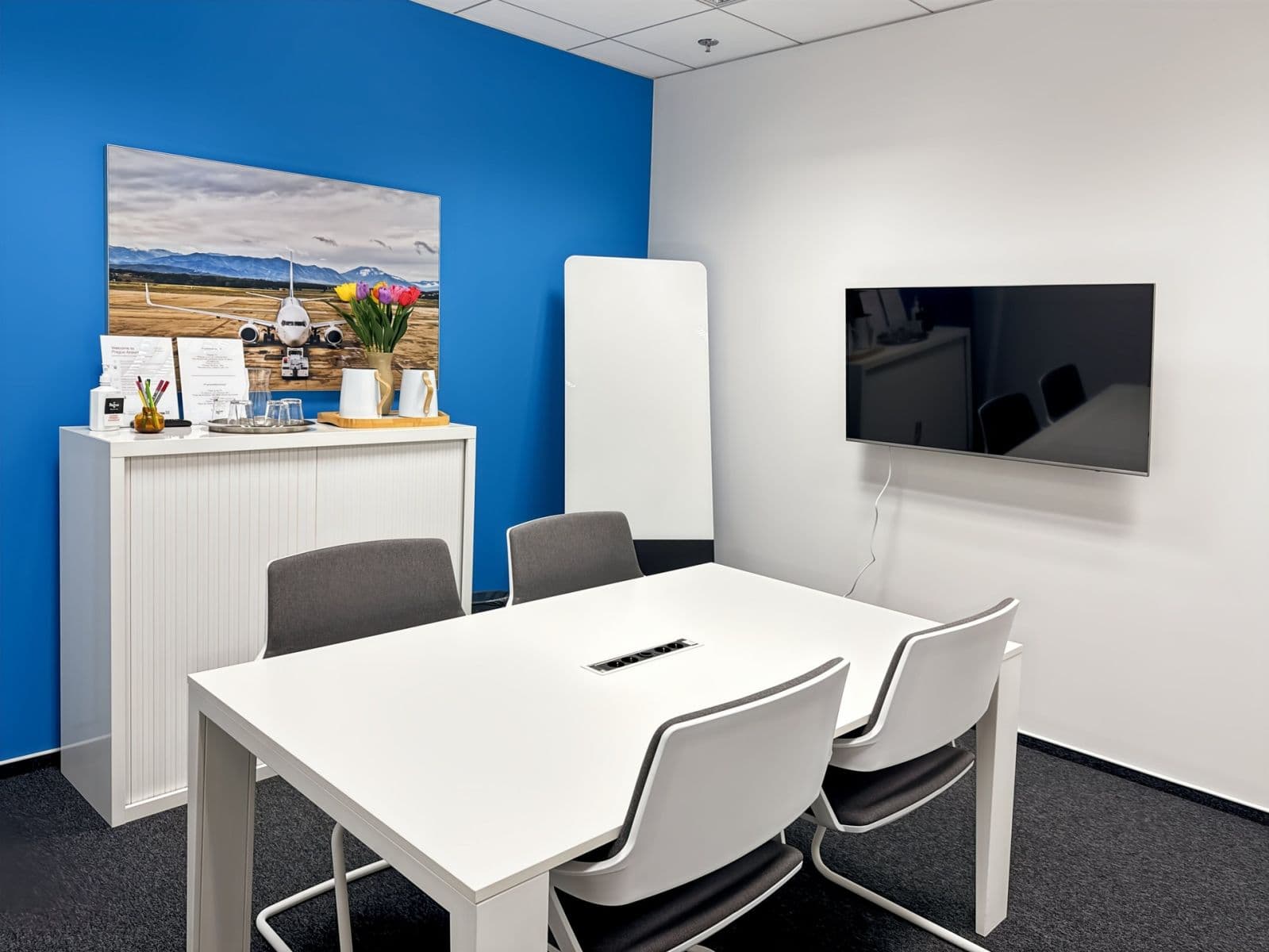 Prenájom kancelárie 7 m², Aviatická, Praha, Praha Prenájom kancelárie 7 m², Aviatická, Praha, Praha
