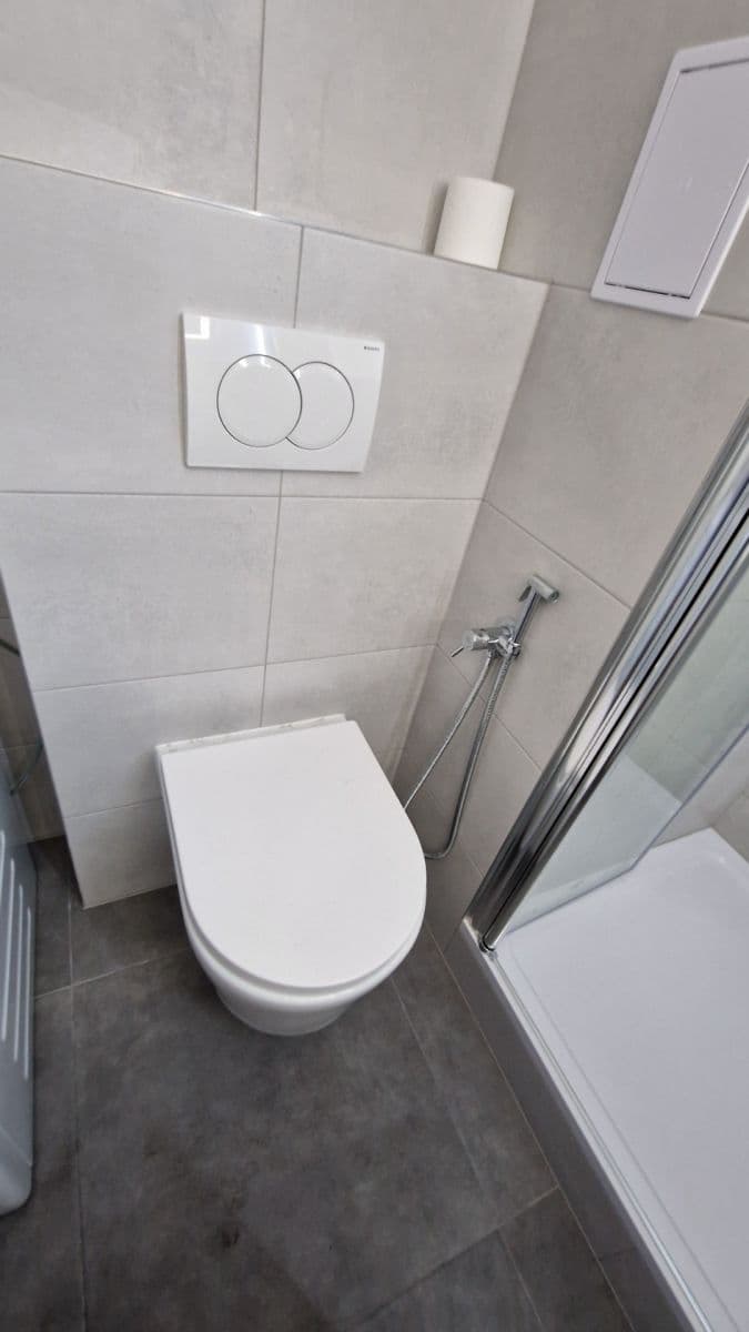 Prenájom bytu 1-izbový 32 m², Dubová, Brno, Jihomoravský kraj Prenájom bytu 1-izbový 32 m², Dubová, Brno, Jihomoravský kraj