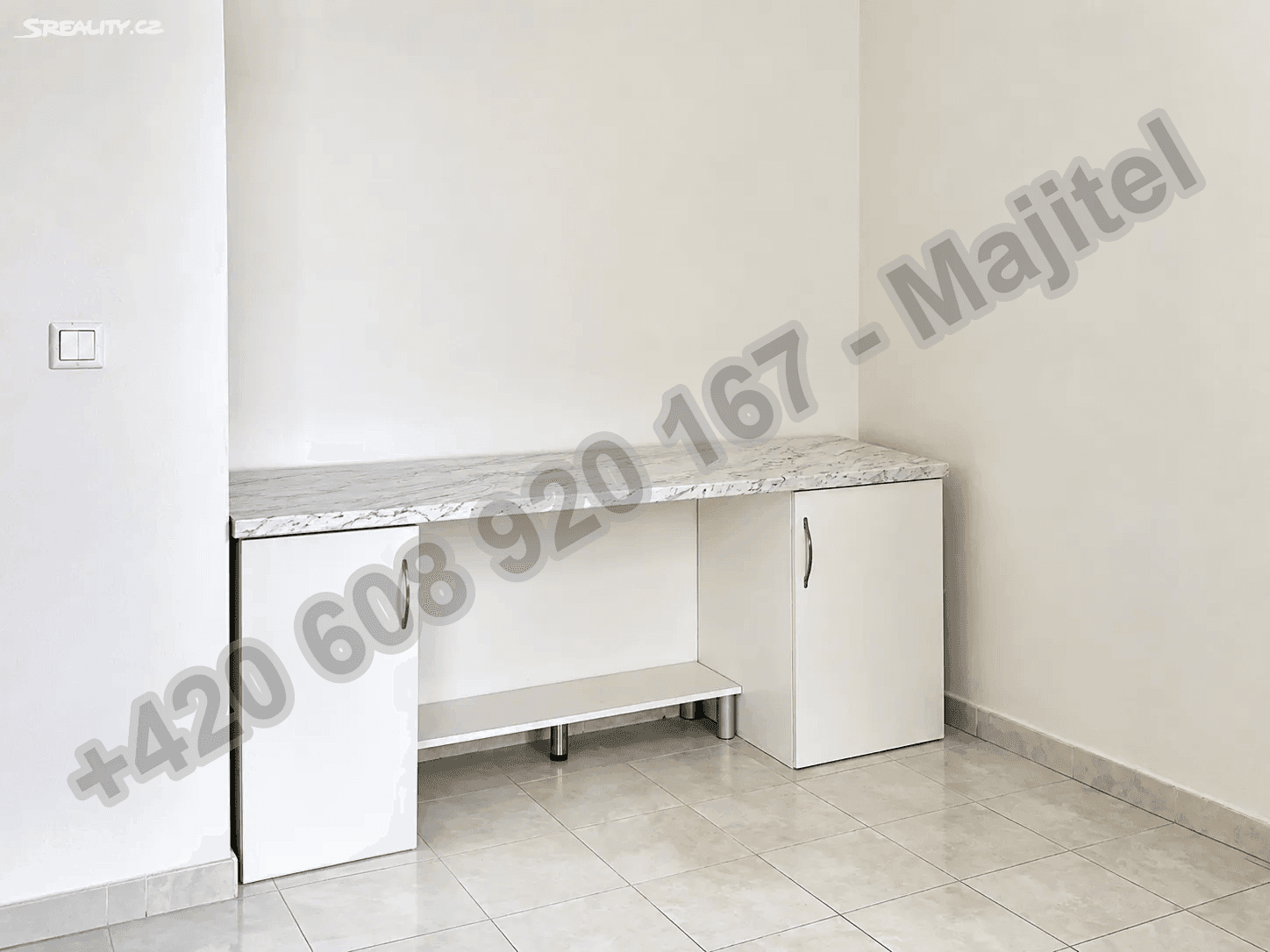 Prenájom bytu 4-izbový 127 m², Medkova, Praha, Praha Prenájom bytu 4-izbový 127 m², Medkova, Praha, Praha