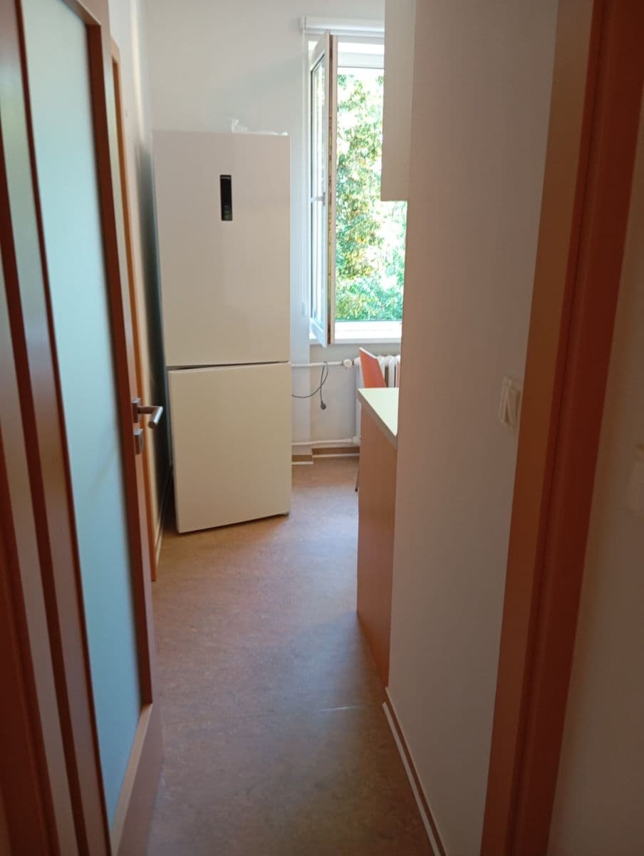 Prenájom bytu 2-izbový 53 m², Na Okraji, Praha, Praha Prenájom bytu 2-izbový 53 m², Na Okraji, Praha, Praha