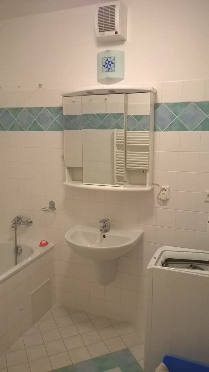 Predaj bytu 1-izbový 46 m², Nad Okrouhlíkem, Praha, Praha Predaj bytu 1-izbový 46 m², Nad Okrouhlíkem, Praha, Praha