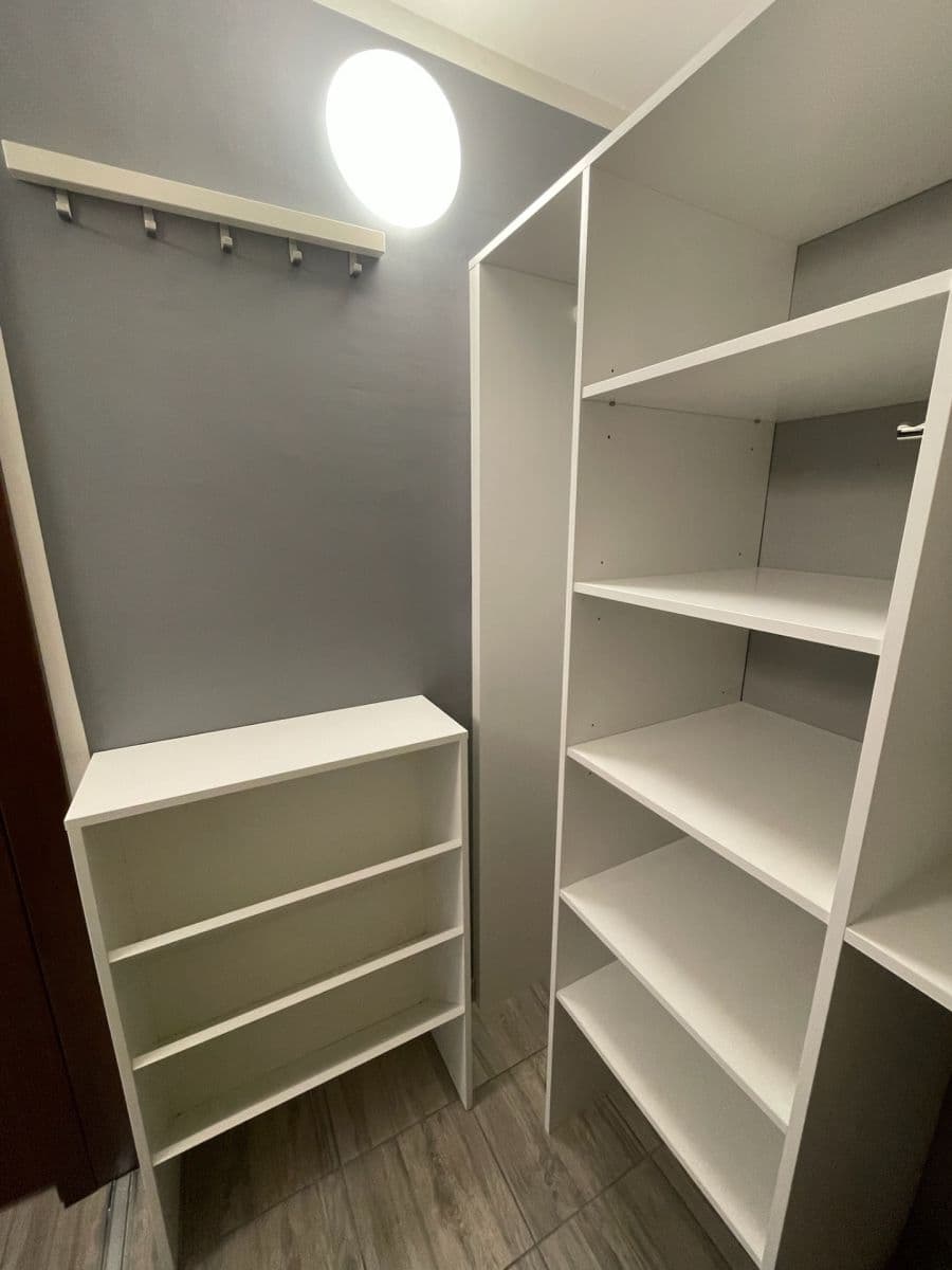 Prenájom bytu 2-izbový 44 m², Pospíchalova, Praha, Praha Prenájom bytu 2-izbový 44 m², Pospíchalova, Praha, Praha