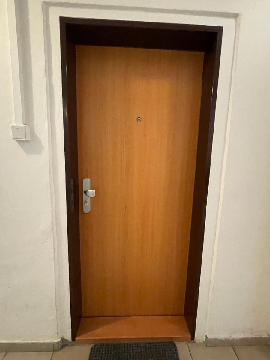 Prenájom bytu 2-izbový 44 m², Pospíchalova, Praha, Praha Prenájom bytu 2-izbový 44 m², Pospíchalova, Praha, Praha