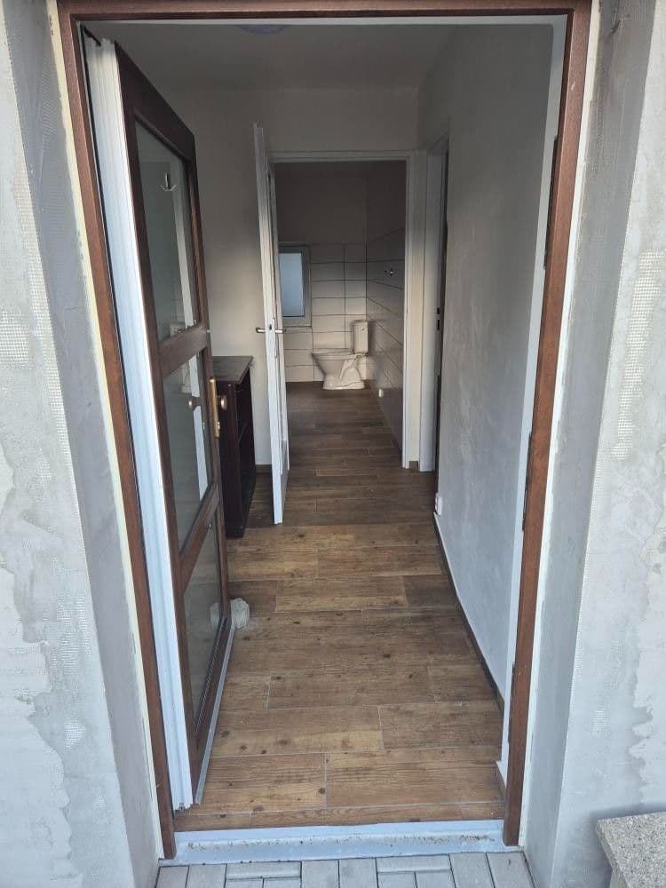 Prenájom bytu 2-izbový 47 m², Dukelská, Horní Jelení, Pardubický kraj Prenájom bytu 2-izbový 47 m², Dukelská, Horní Jelení, Pardubický kraj