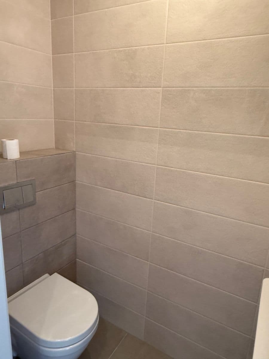 Prenájom bytu 5-izbový 153 m², Na Perštýně, Liberec, Liberecký kraj Prenájom bytu 5-izbový 153 m², Na Perštýně, Liberec, Liberecký kraj