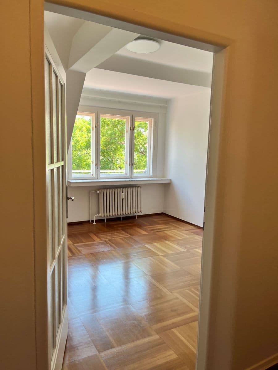 Prenájom bytu 2-izbový 52 m², Puškinovo náměstí, Praha, Praha Prenájom bytu 2-izbový 52 m², Puškinovo náměstí, Praha, Praha