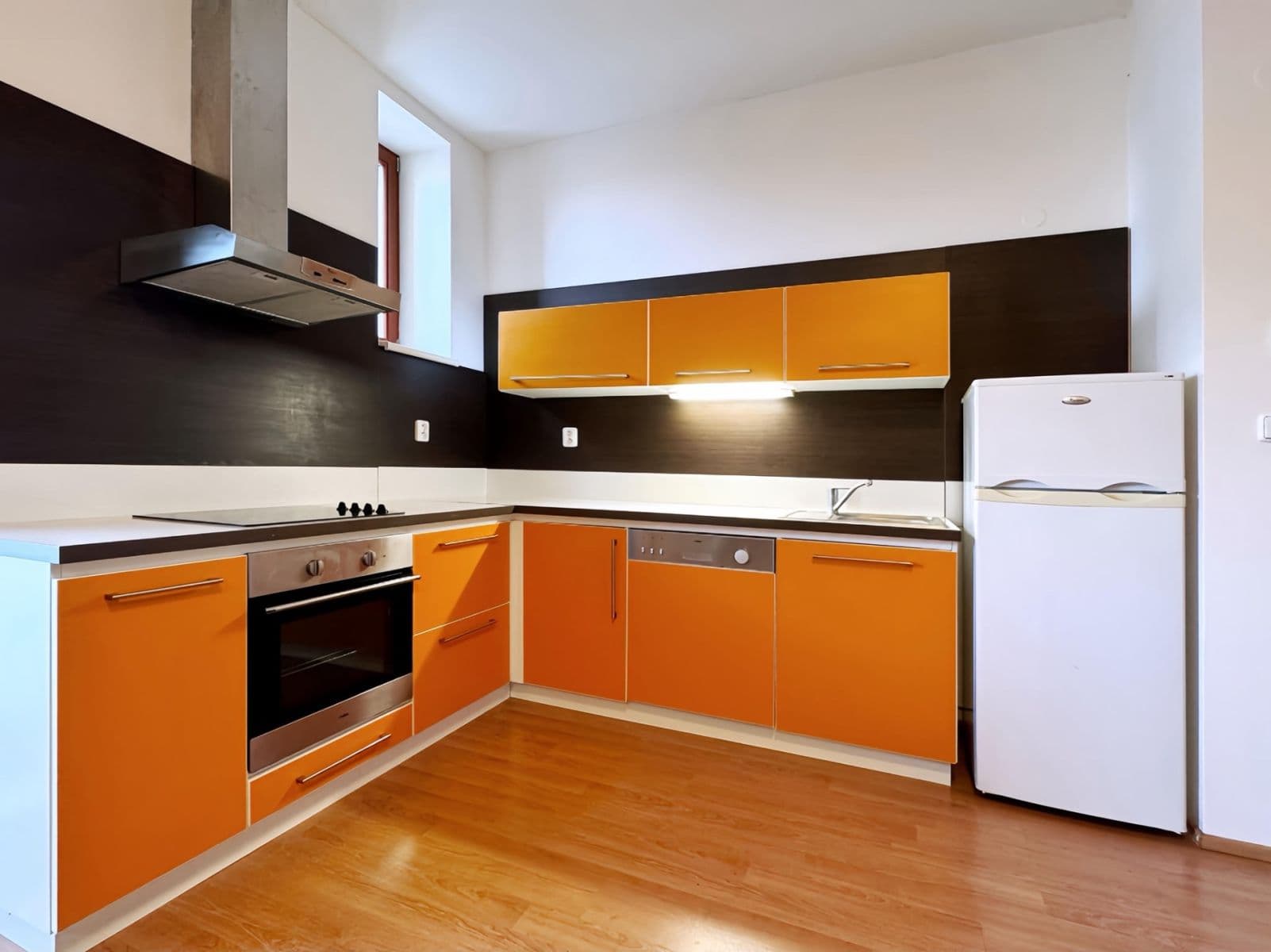 Prenájom bytu 1-izbový 55 m², Hybešova, Brno, Jihomoravský kraj Prenájom bytu 1-izbový 55 m², Hybešova, Brno, Jihomoravský kraj